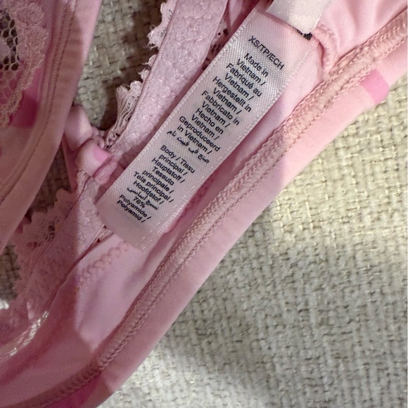 SKIMS Fits Everybody Lace Scoop Bralette - Picture 3 of 3
